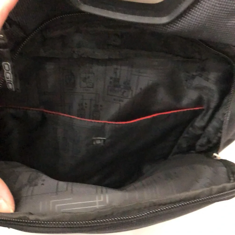 OGIO STRATAGEM BACKPACK  SIZE M - Picture 13 of 16